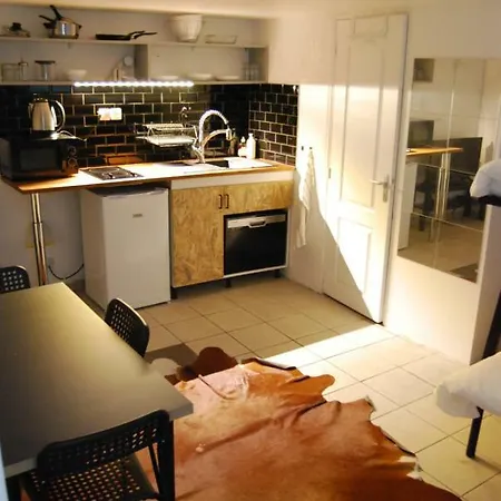 Unusual, Cosy 20m² Batignolles District Daire *