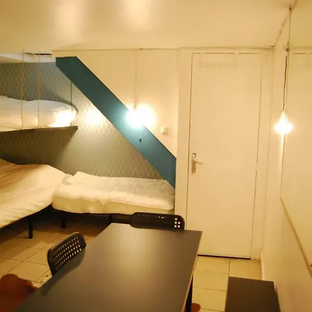 Unusual, Cosy 20m² Batignolles District *