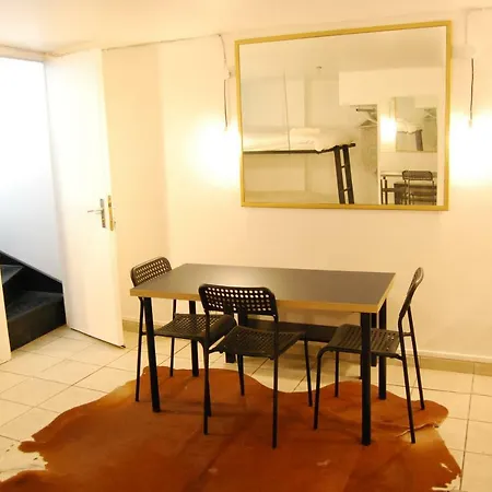 Unusual, Cosy 20m² Batignolles District Daire