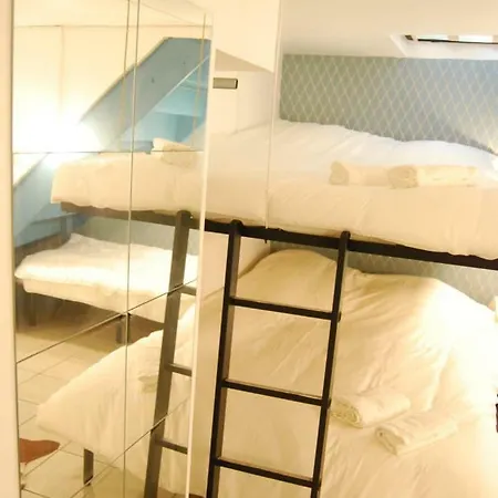 Daire Unusual, Cosy 20m² Batignolles District Paris